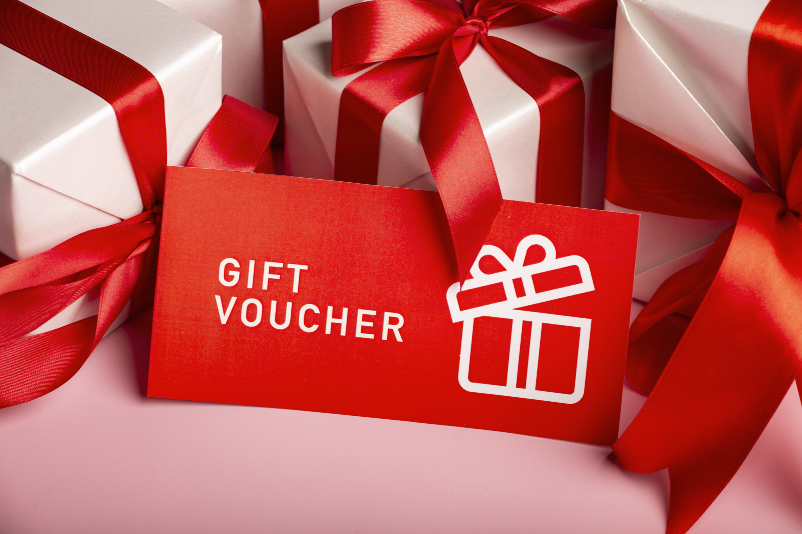 beautiful-gift-voucher-with-decoration